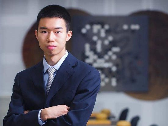 久久精品国产网红主播图片