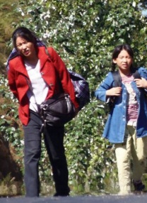 黑女行自拍